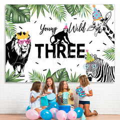 Lofaris Black-White Safaris Green Leaves Wild Three Backdrop