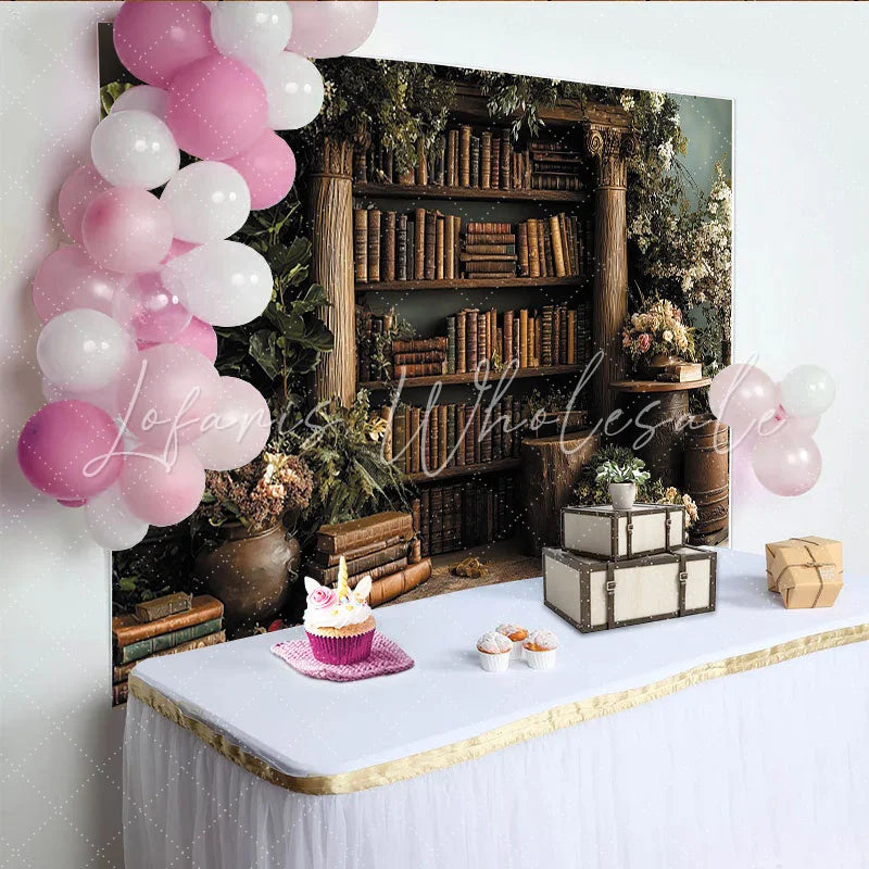 Lofaris Vintage Holz-Bücherregal-Hintergrund mit Grünpflanzen und Blumen für Fotoshootings und Events elegante Dekoration