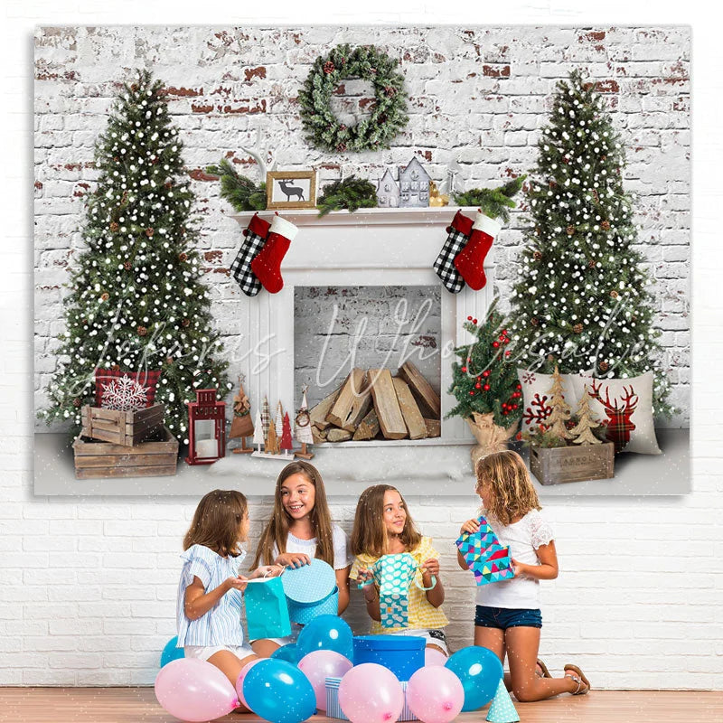 Lofaris White Bricks And Fireplace Christmas Tree Backdrop