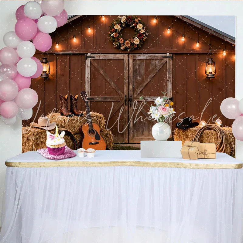 Lofaris Rustikaler Scheunen-Hintergrund mit Lichterketten für Western-Partys Fotoshootings und Events