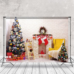 Lofaris White Brick Wall Fireplace Tree Christmas Backdrop