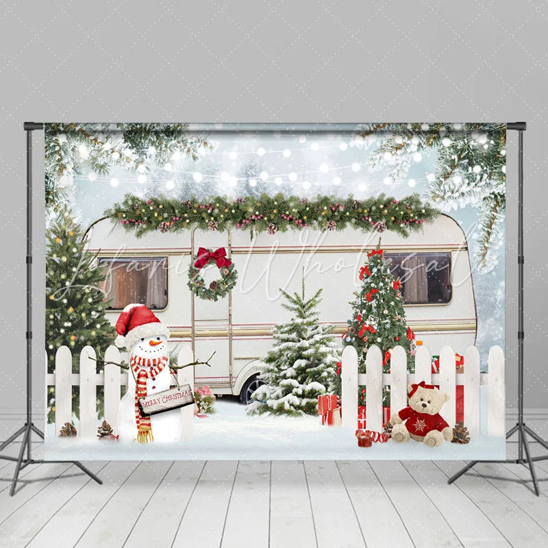 Lofaris Winter White Fence Bus Christmas Tree Snowman Lights Backdrop