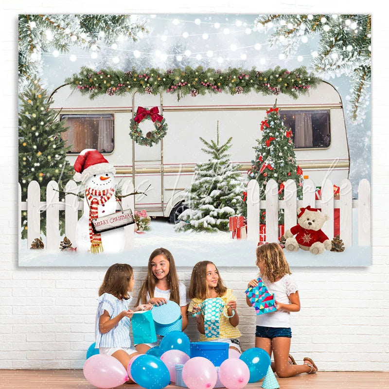 Lofaris Winter White Fence Bus Christmas Tree Snowman Lights Backdrop